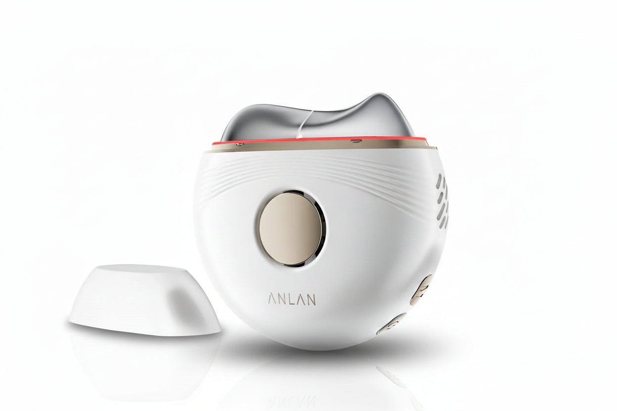 Nahaufnahme vom Guashamassagegerät mit dem Deckel daneben