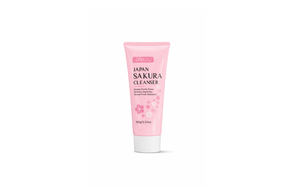 Nahaufnahme einer Tube Sakura Cleanser für das Gesicht. inhalt 100g